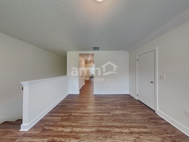 Building Photo - 2221 Saffron Walden Dr