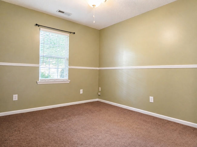 Building Photo - 203 Stockton Ct