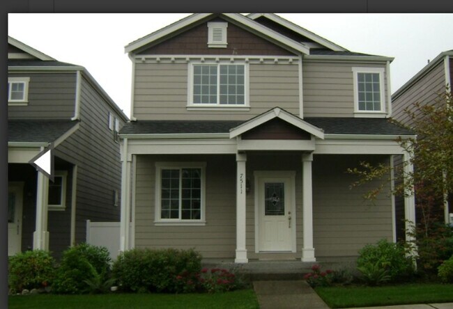 Building Photo - 7511 Kodiak Ave NE