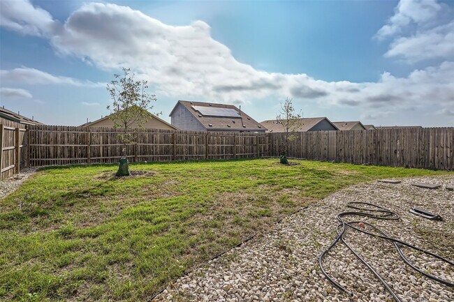 Building Photo - 2915 Whinchat
