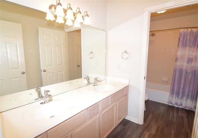 Building Photo - 801 Barefoot Cove