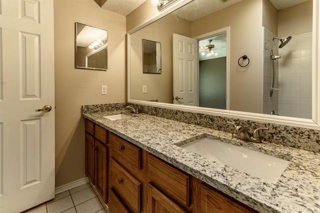 Building Photo - 2513 Poppy Ln