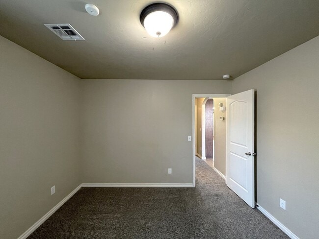 Building Photo - 3048 NW 181st St