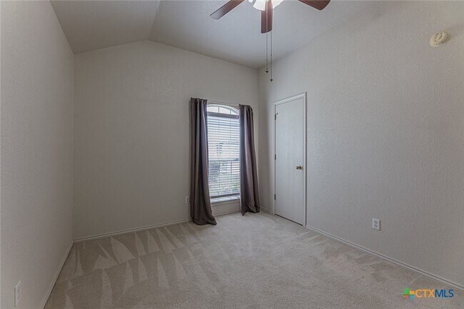 Building Photo - 4409 Bowles Dr