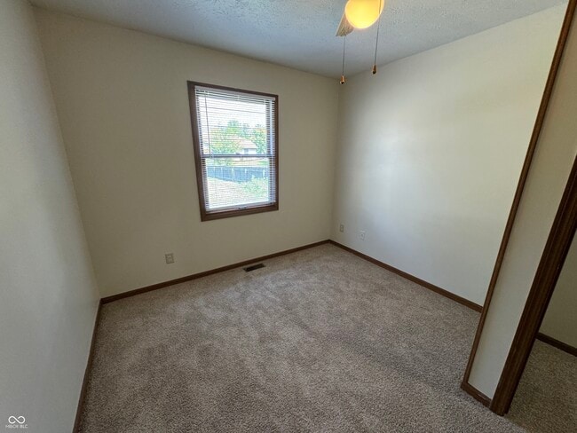 Building Photo - 972 Red Maple Ct