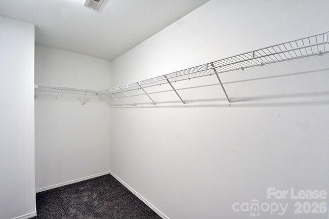 Building Photo - 8629 Buckhorn St