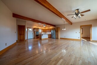 Building Photo - Stunning 4 bed, 3 bath home on 2.8 Acres