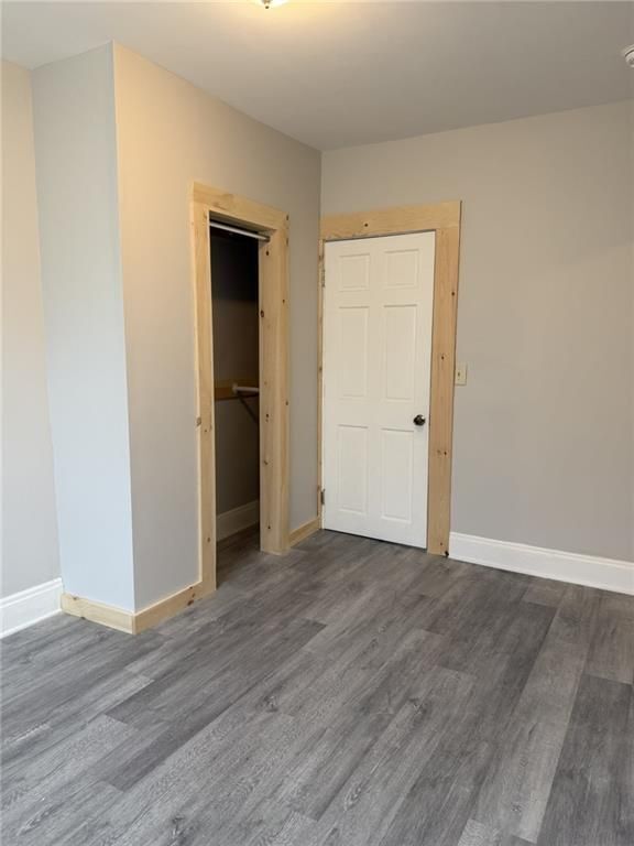 Building Photo - 159 Elm St