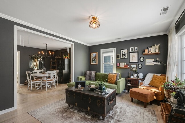 Building Photo - 18229 W Big Oaks Rd