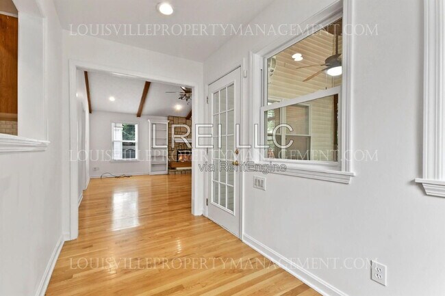 Building Photo - 959 McKinley Ave