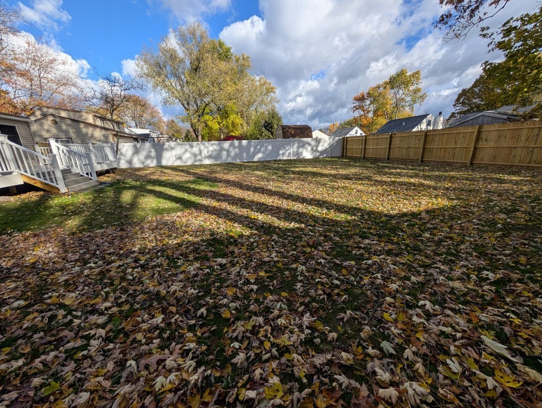 Building Photo - 125 Maple Manor Dr