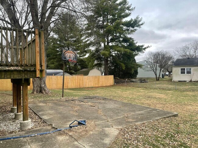 Building Photo - 6630 Cordova Dr