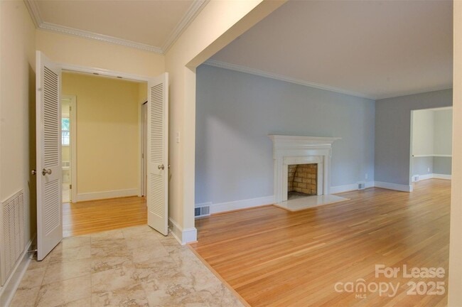 Building Photo - 4901 Gaynor Rd