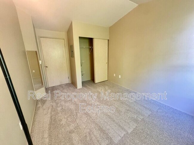 Building Photo - 7711 NE 175th St