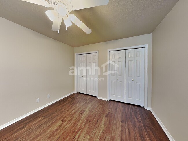 Building Photo - 1914 Cambridge St