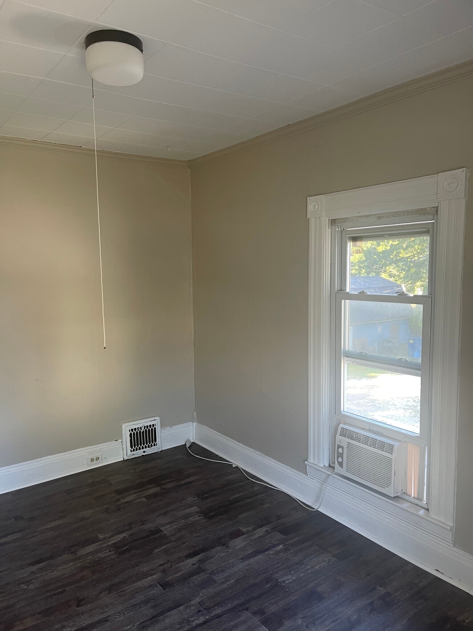 Building Photo - 4233 Holt Rd