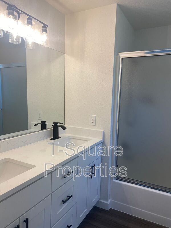 Building Photo - 23901 46th Ave W