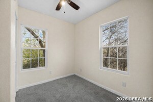 Building Photo - 2619 E Houston St