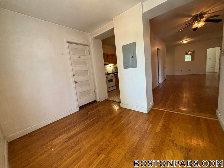 Building Photo - 41 Egremont Rd