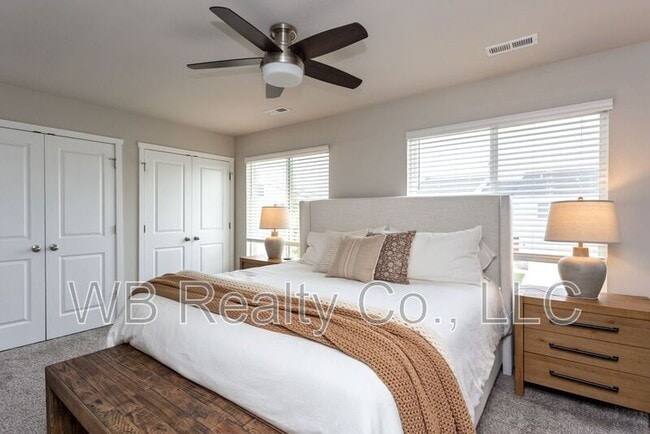 Building Photo - 9750 Turnpoint Dr