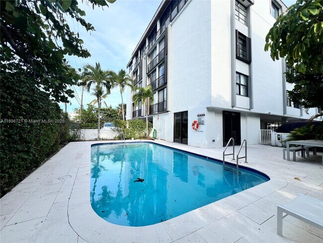 Building Photo - 155 Sunrise Dr