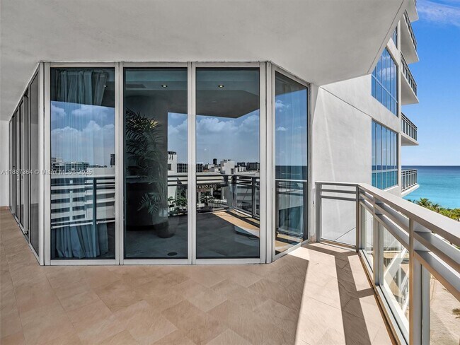 Building Photo - 3535 S Ocean Dr
