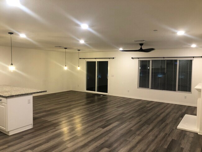 Building Photo - 26756 Calle Celia