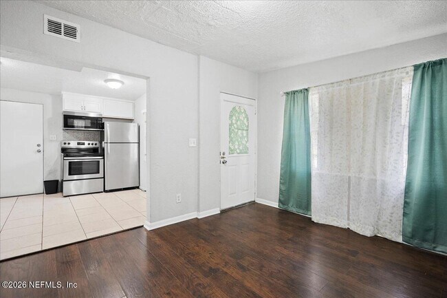 Building Photo - 6601 Cleveland Rd