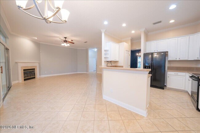 Building Photo - 14622 Christen Dr