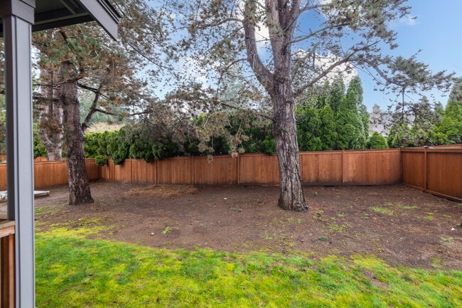 Building Photo - 4077 233rd Pl SE