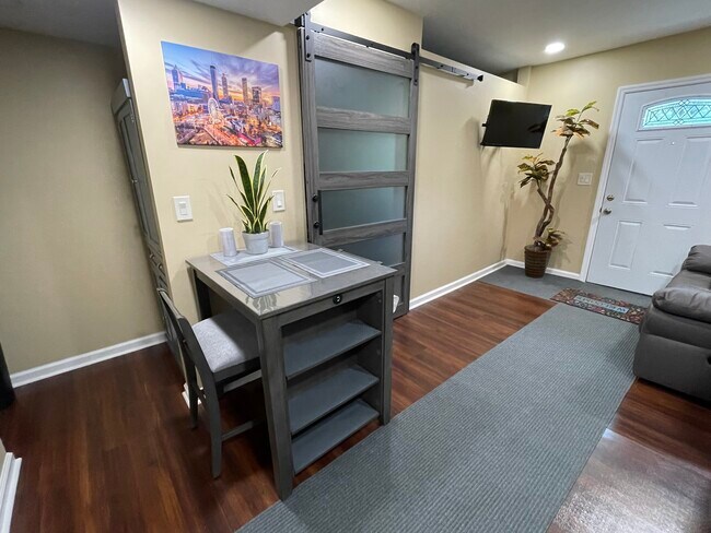 Building Photo - 1164 Cedar Log Pl