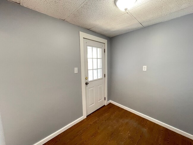 Building Photo - 29 Pennacook St