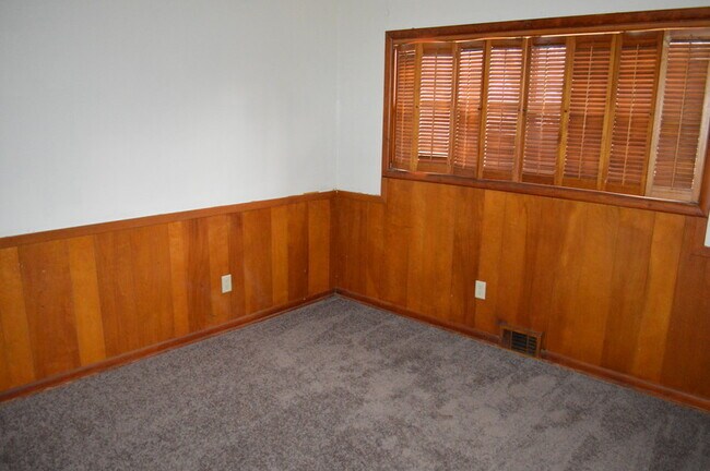 Building Photo - 3974 Auburn Rd