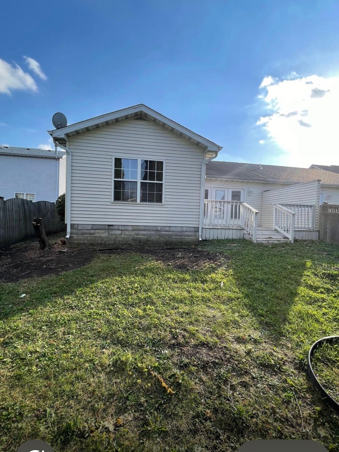 Building Photo - 1738 Beech Dr