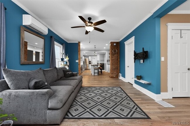 Building Photo - 8726 Point Ave