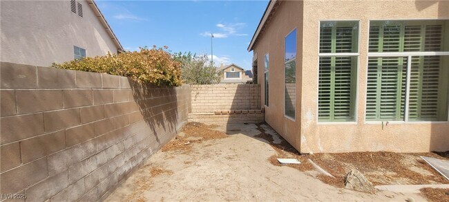 Building Photo - 4774 Willow Glen Dr