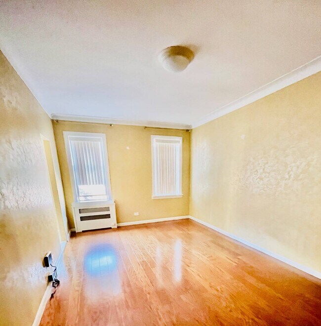 Building Photo - 3130 Brighton 6th St