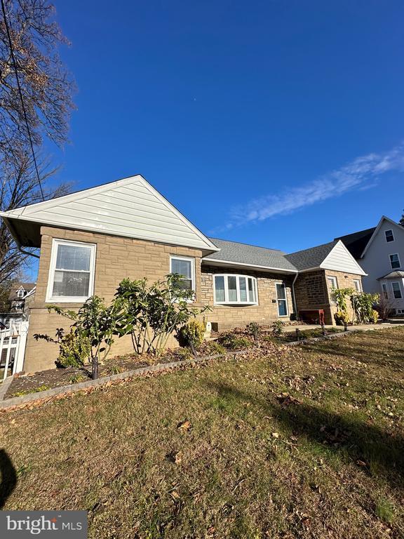 Building Photo - 221 W Chester Pike