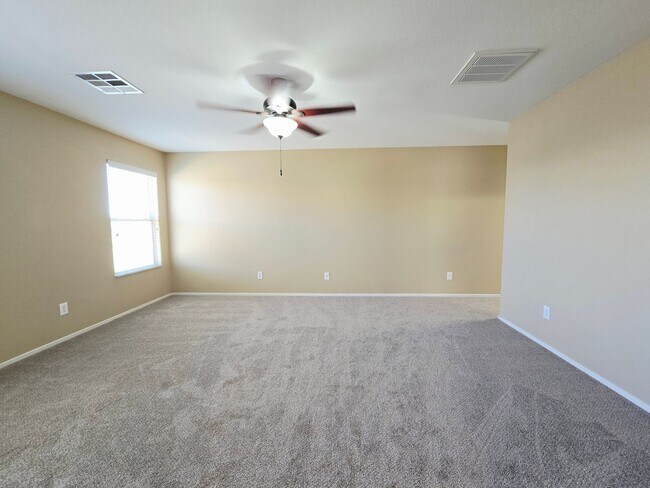 Building Photo - ACCEPTS SECTION 8 - BEAUTIFUL MUST SEE 3BD/2BA IN SOUTHWEST