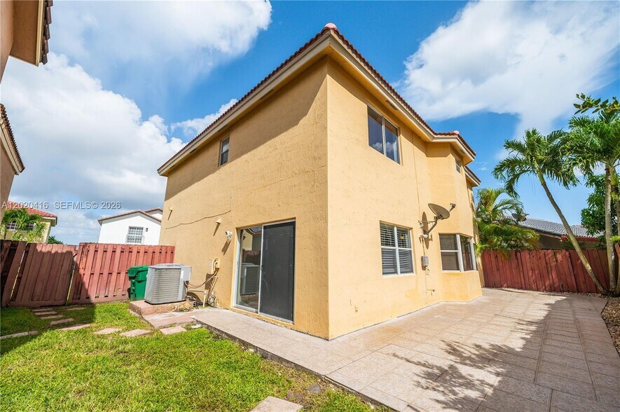 Building Photo - 4668 SW 153rd Ct