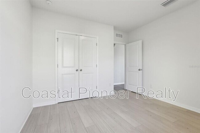 Building Photo - 2604 Knight Island Dr