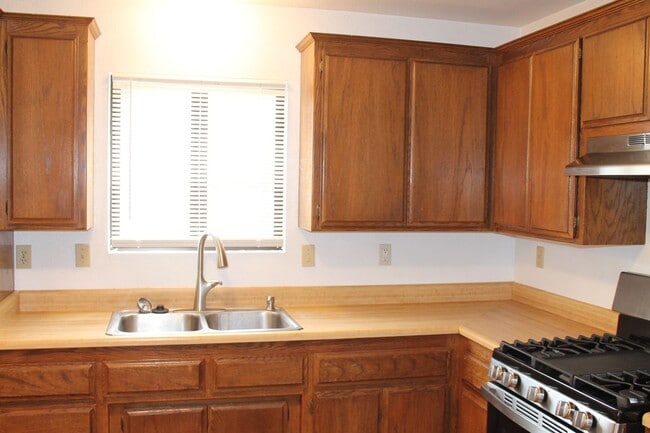 Building Photo - Great Single-Level Cayucos Apartment