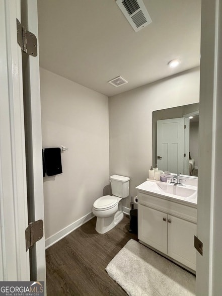 Building Photo - 2000 Fortuna St