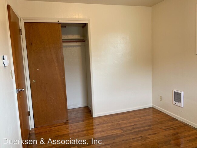 Building Photo - 2426-2440 NW Grant Ave