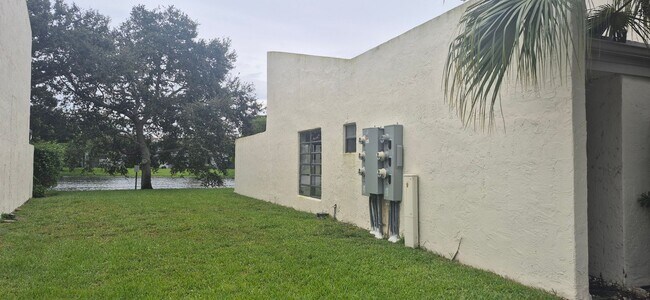 Building Photo - 1145 NW 98th Terrace