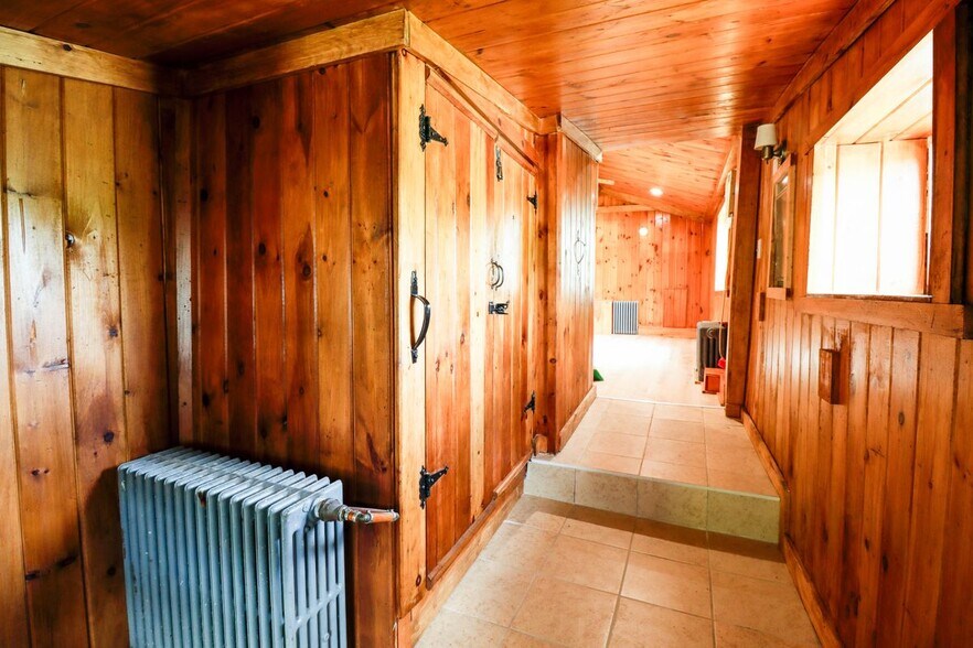 Building Photo - 86 Carpenter Rd