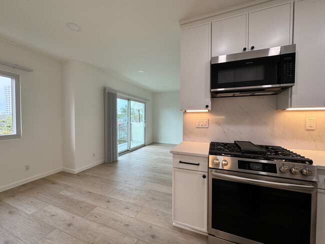 View of dining room to livingroom from Kitchen - 2721 2nd St