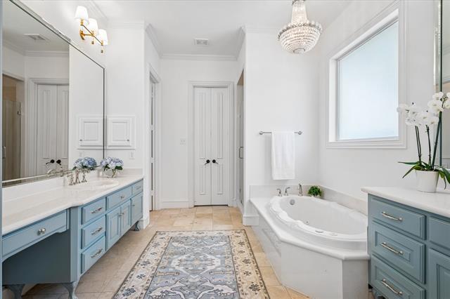 Building Photo - 2008 Sleepy Hollow Ln