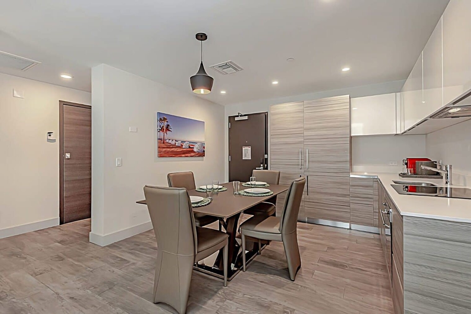 Building Photo - 777 N Ocean Dr