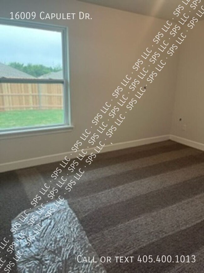 Building Photo - 16009 Capulet Dr